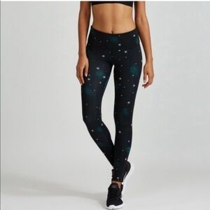 Noli Yoga Star Print Leggings Black Green Galaxy Cosmic Mid-rise Full Length
